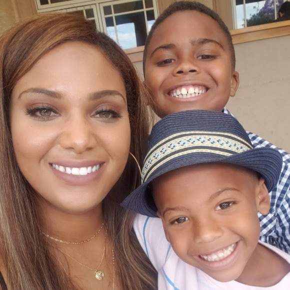 Meet your Posher, Saevony'e - Picture 1 of 1